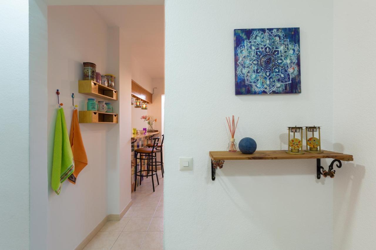 Luminoso Apartamento De Dos Habitaciones Con Terraza Y Parking En El Centro Malaga Exterior photo